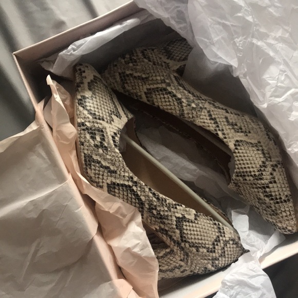 JUSTFAB snake print heels! - Picture 3 of 5